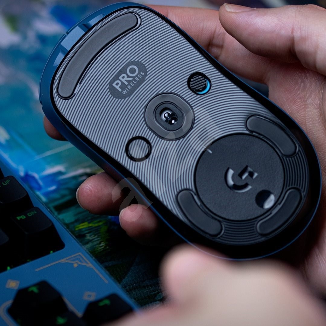 Logitech G PRO Wireless Gaming Mouse League of Legends Edition Gaming